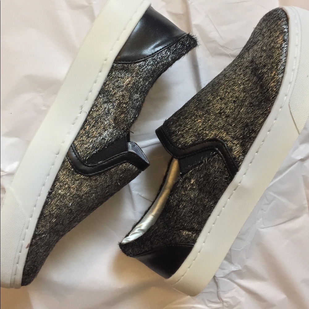 Black& Silver Slip w/ Blk trim(Sz 7.5)💣⭐️💣